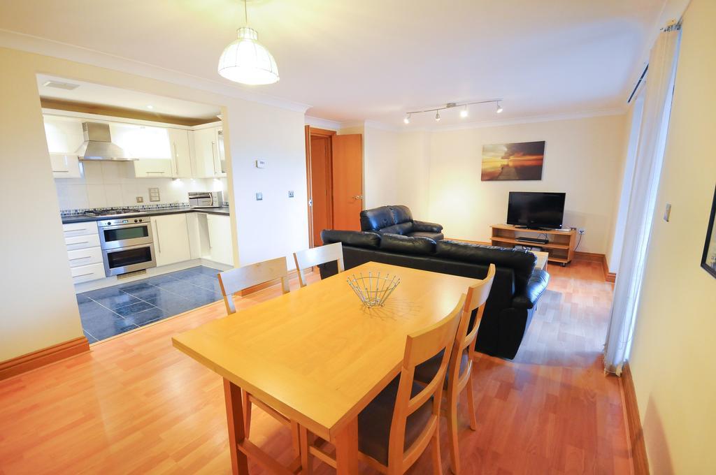 Town Or Country - Charter House Apartments Southampton Dış mekan fotoğraf